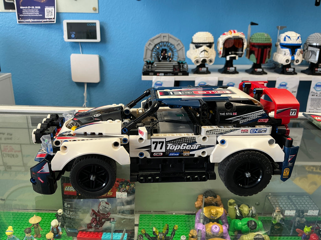 42109 Technic Top Hear Rally Car - Used