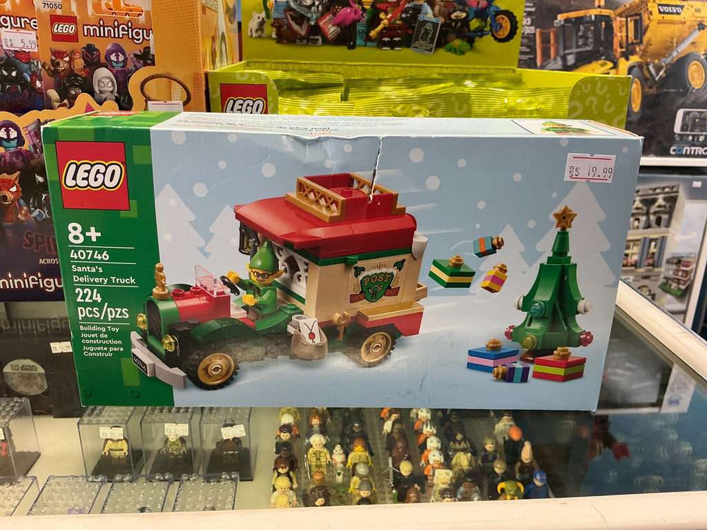 40746 Santa’s Delivery Truck *BOX DAMAGE * - Sealed