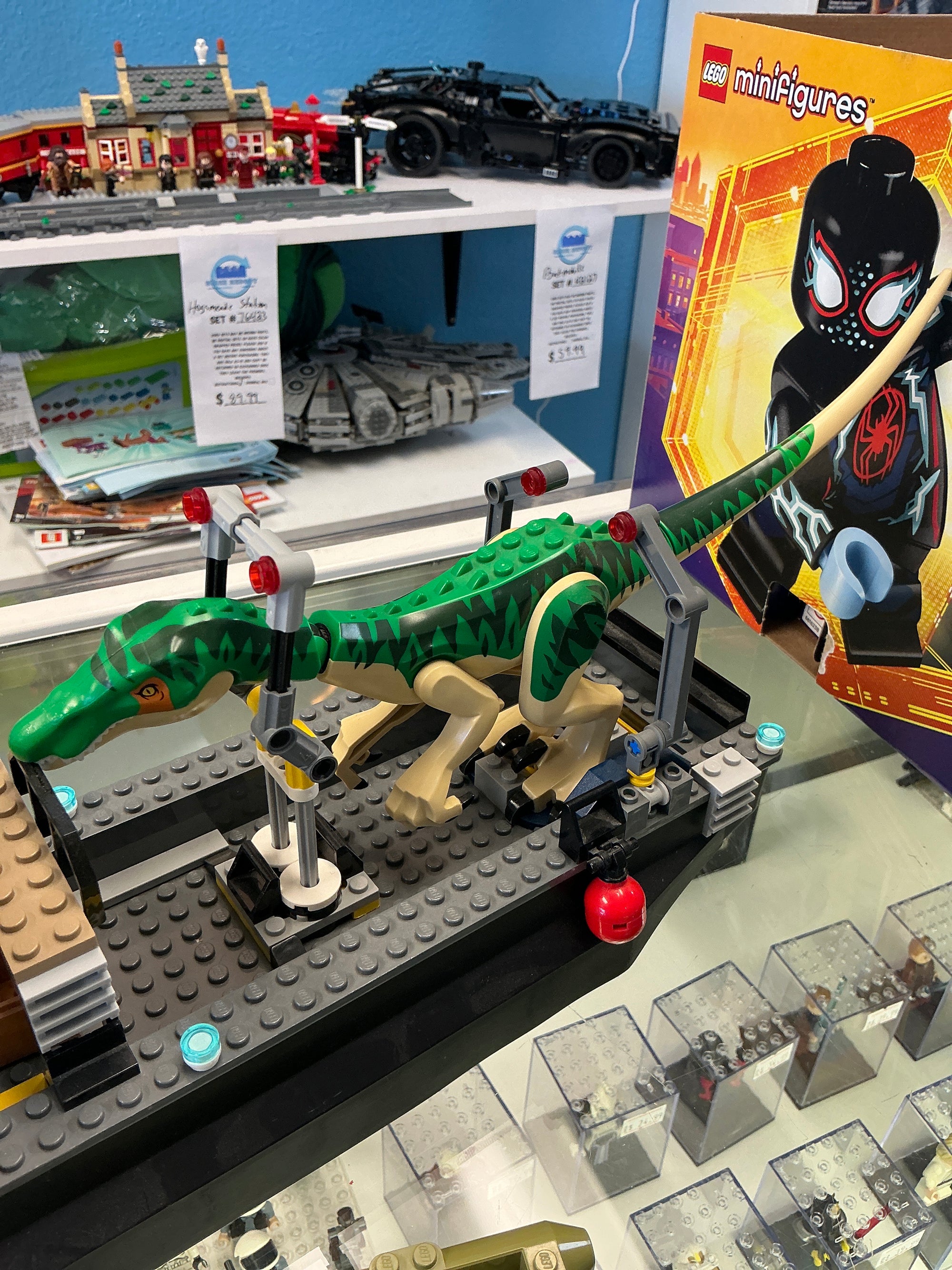 76942 Jurassic World Baryonyx Boat Escape *missing 2 figs* - Used