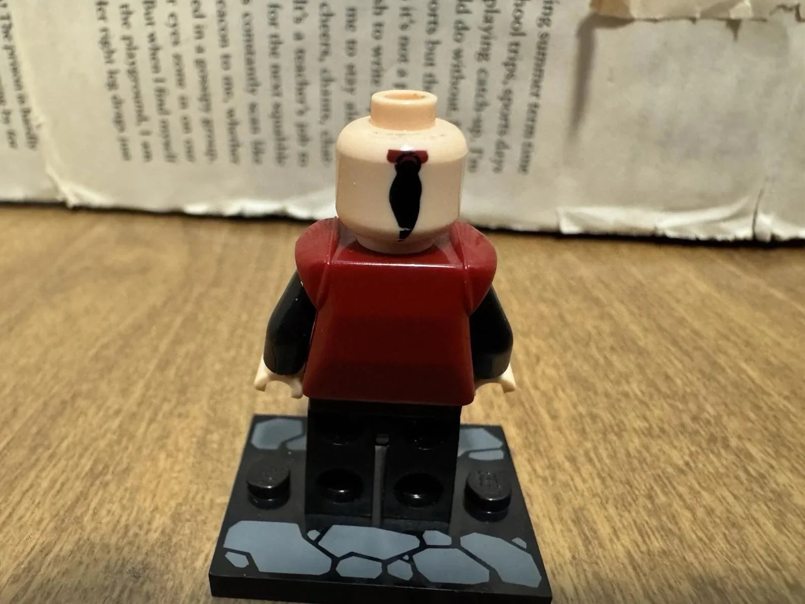LEGO Avatar: The Last Airbender Prince Zuko minifigure Nickelodeon