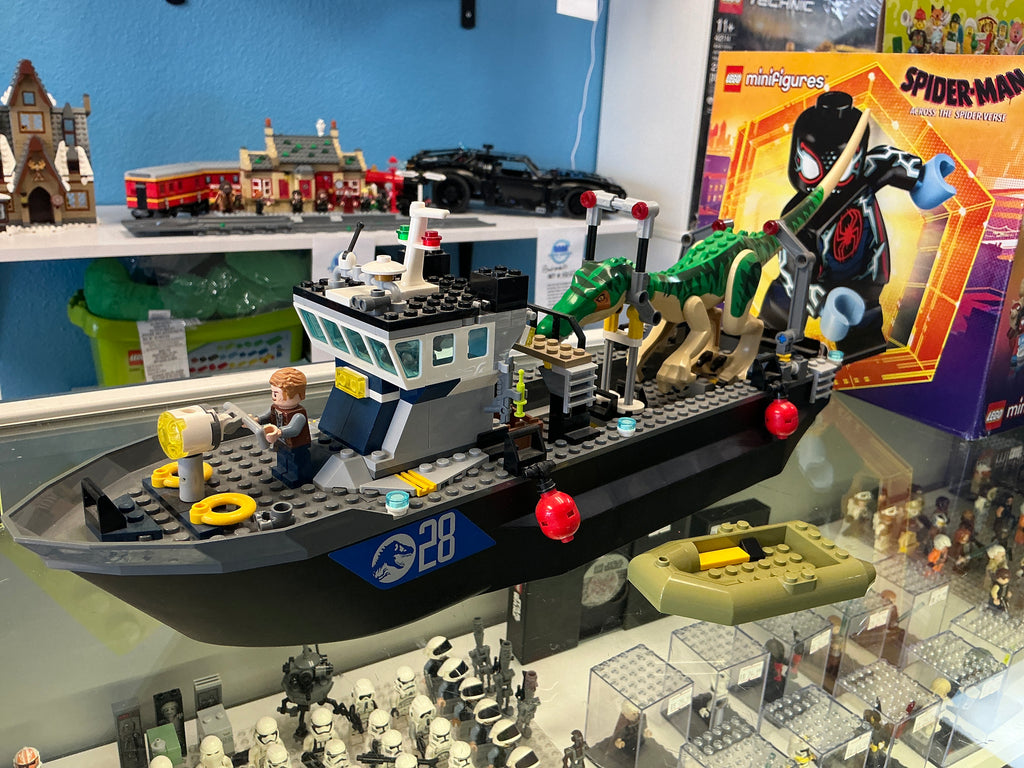 76942 Jurassic World Baryonyx Boat Escape *missing 2 figs* - Used