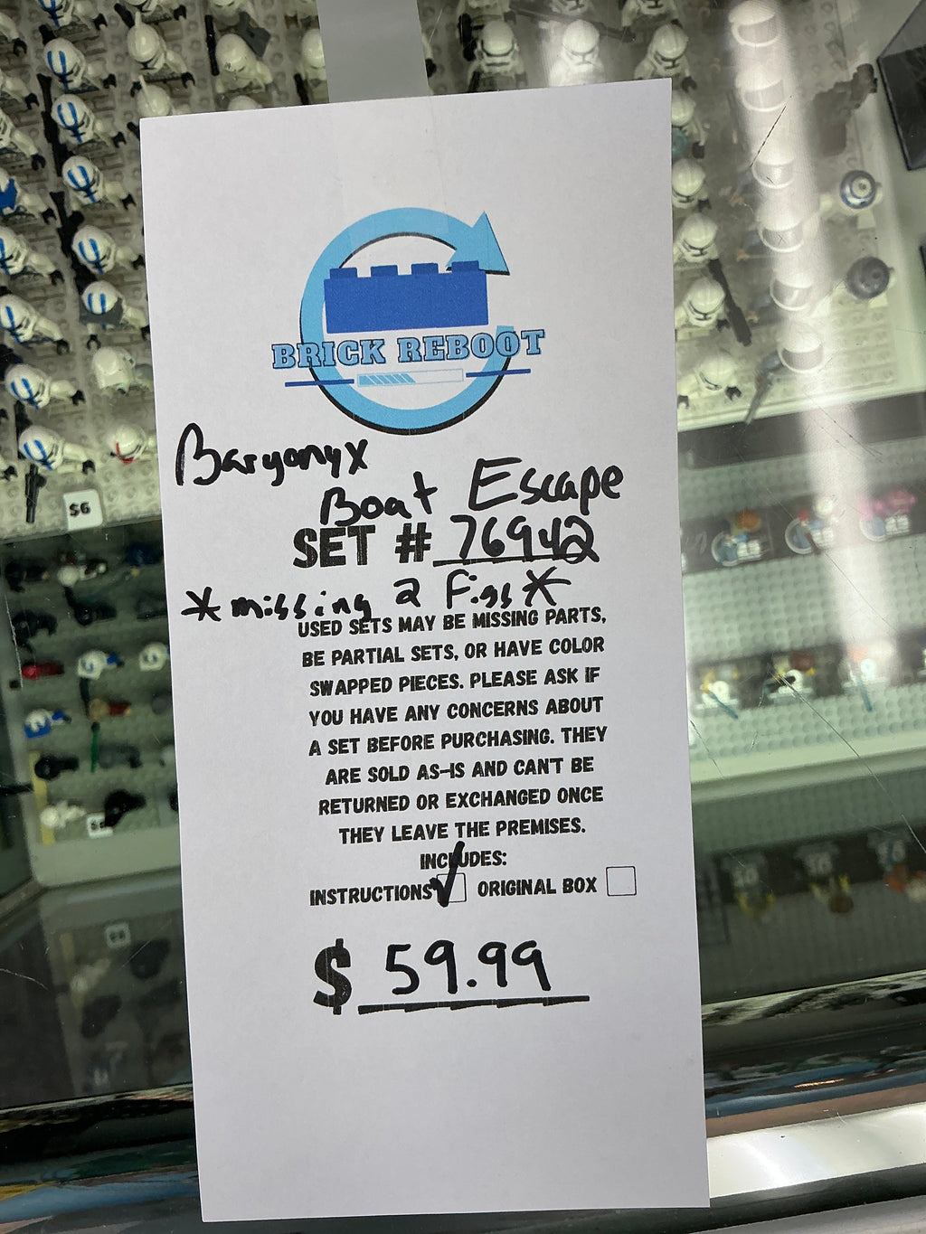 76942 Jurassic World Baryonyx Boat Escape *missing 2 figs* - Used