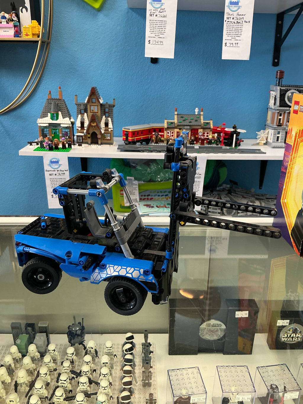 42123 MOC Fork Lift Build - Used