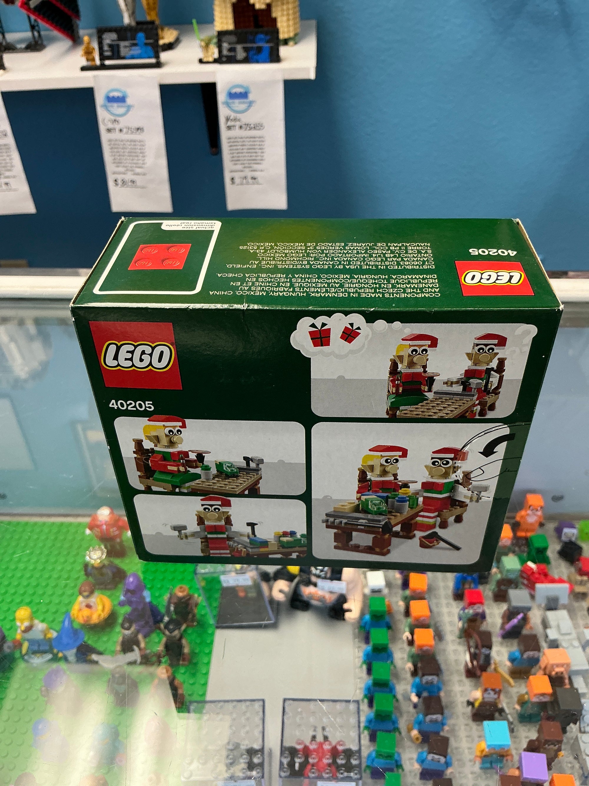 40205 Little Elf Helpers GWP - Sealed