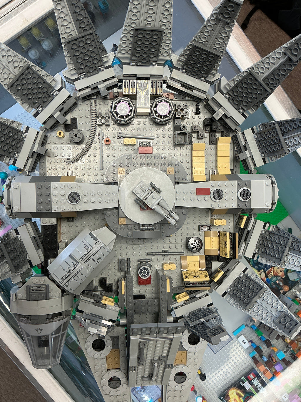 75105 Star Wars Millennium Falcon *NO FIGS, MISSING PARTS* - Used