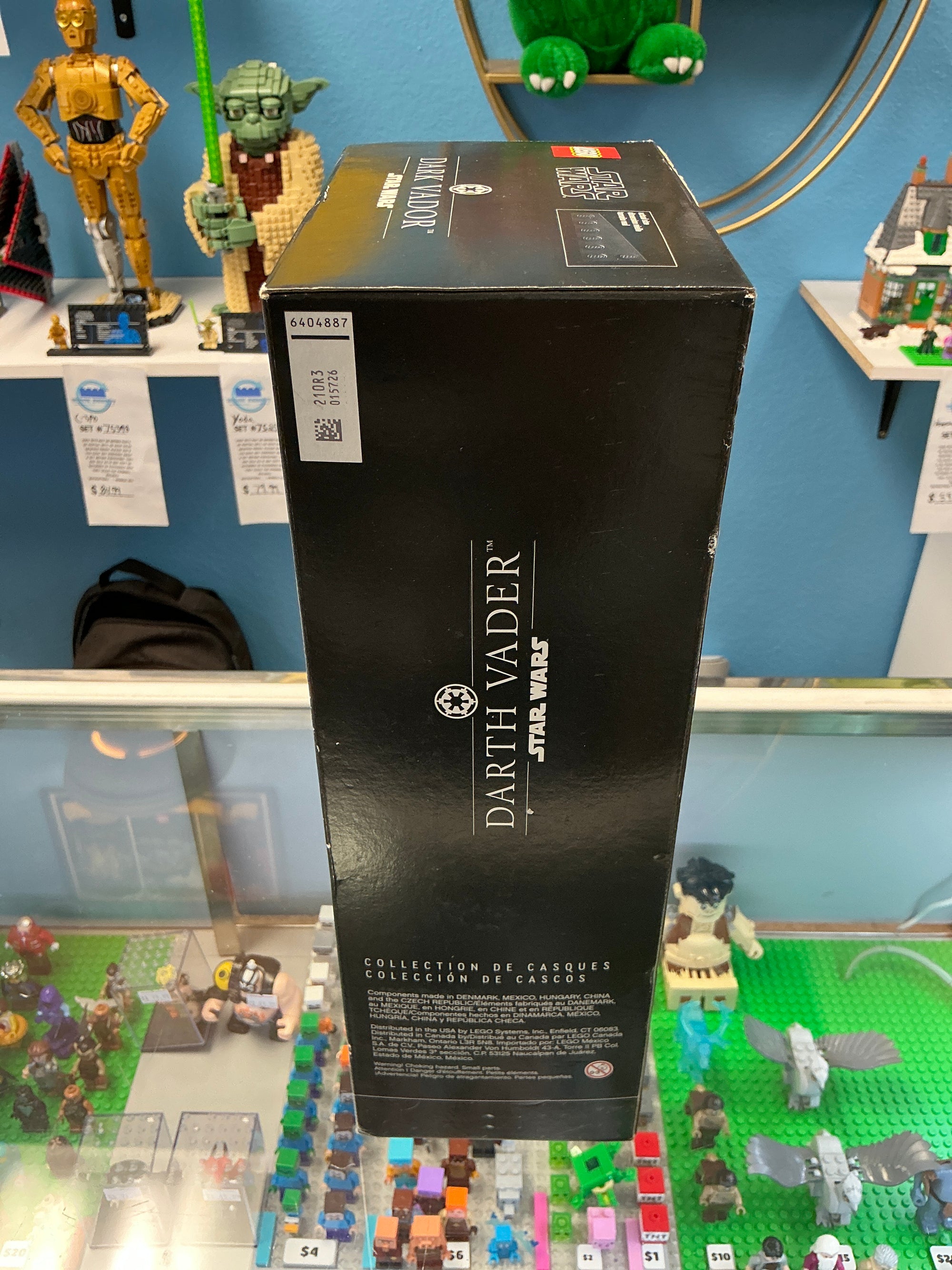 75304 Star Wars Darth Vader Helmet - Sealed