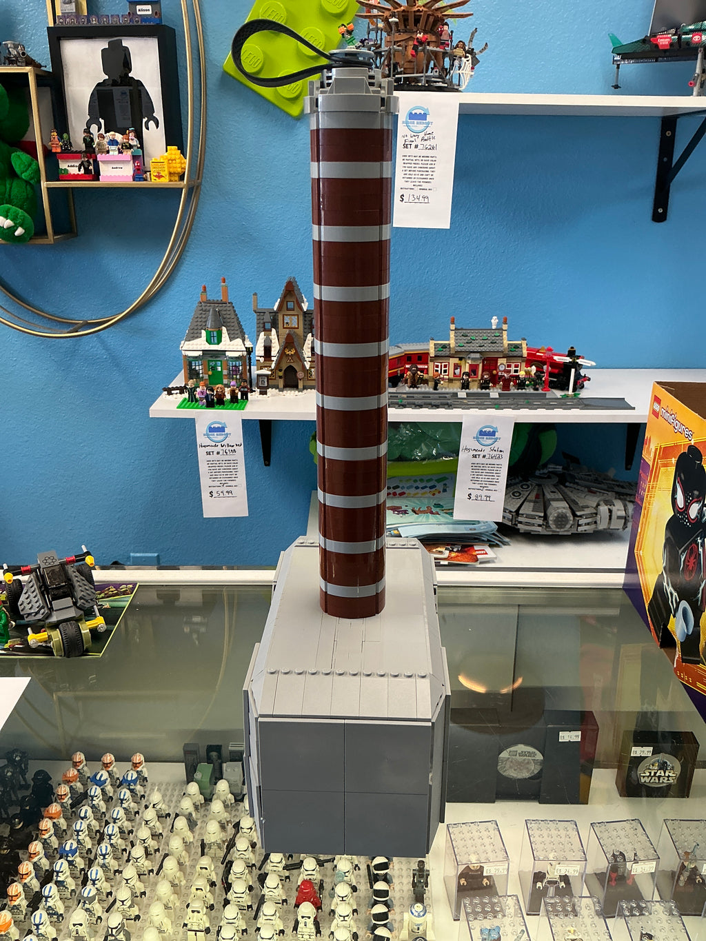 76209 Thor’s Hammer *Missing Base & Thor* - Used