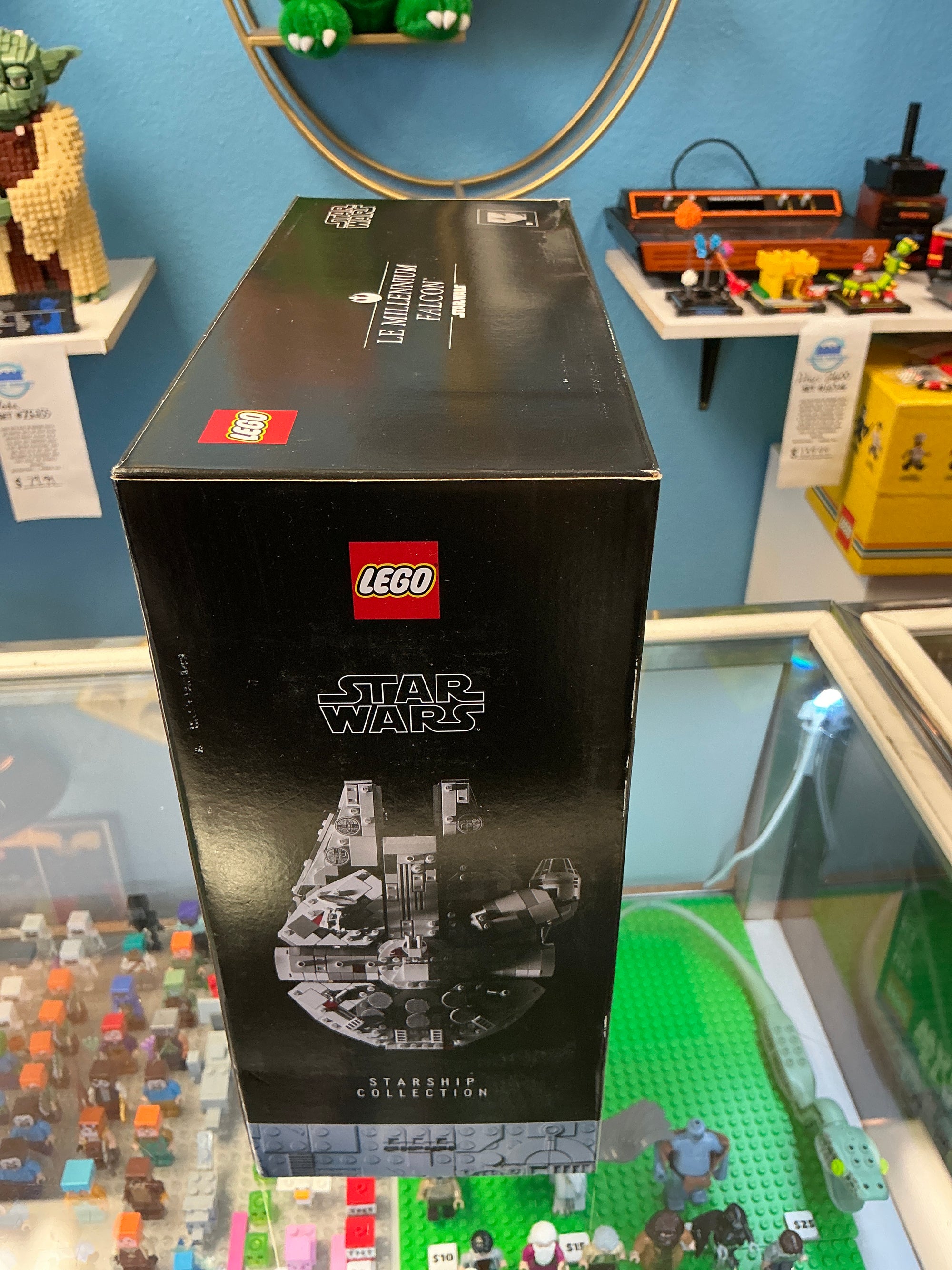 75375 Star Wars MiniScale Millennium Falcon - Sealed