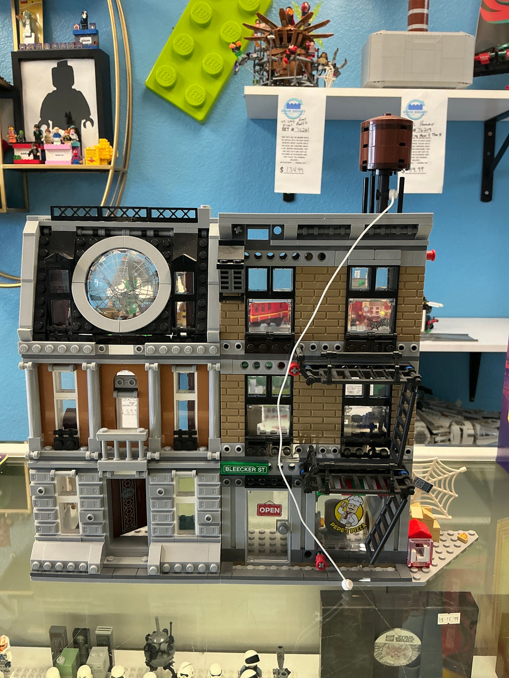 76108 Marvel Sanctum Sanctorum *Missing Spider-Man & Iron Man* - Used