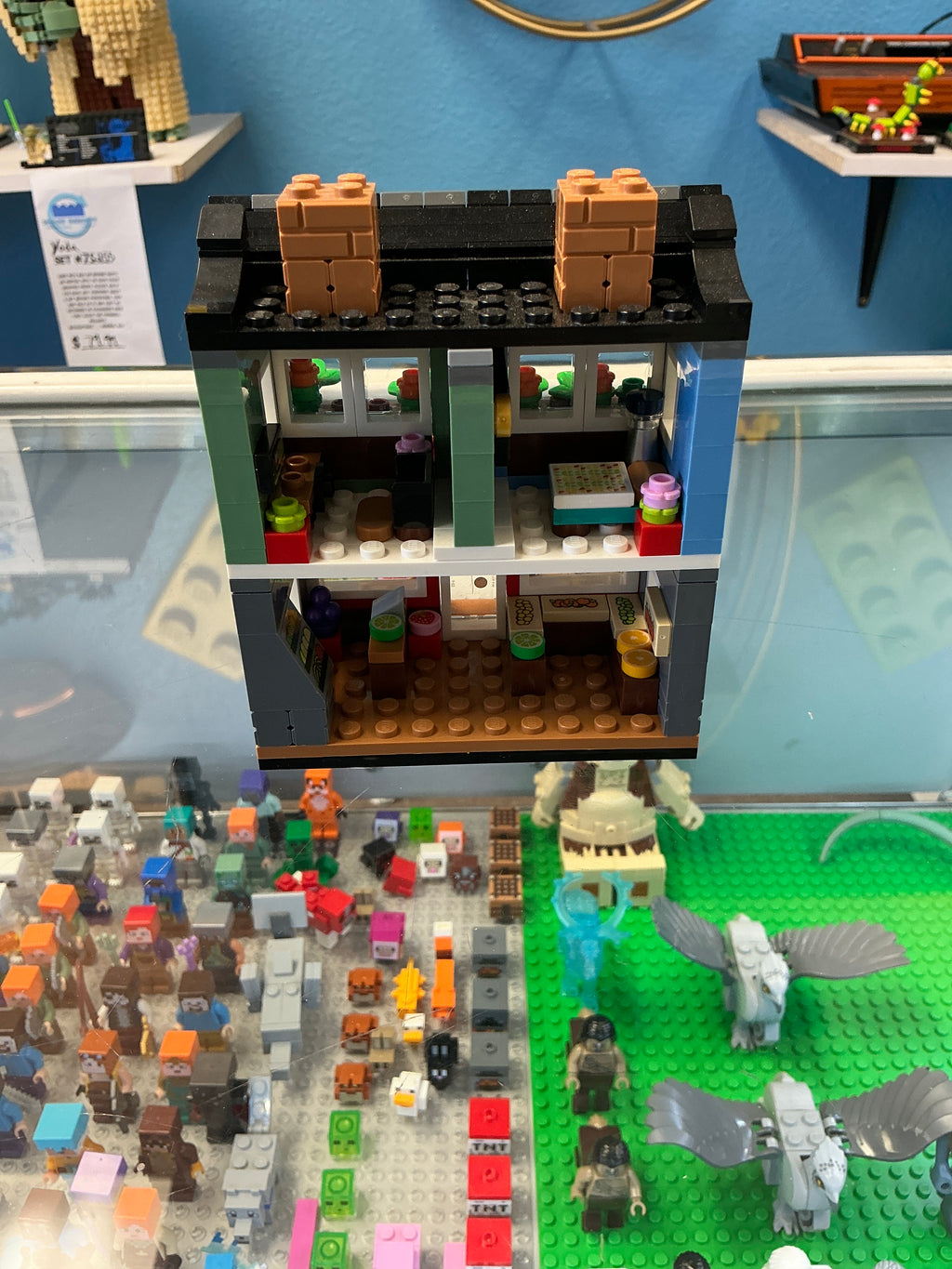 40684 Fruit Store GWP - Used