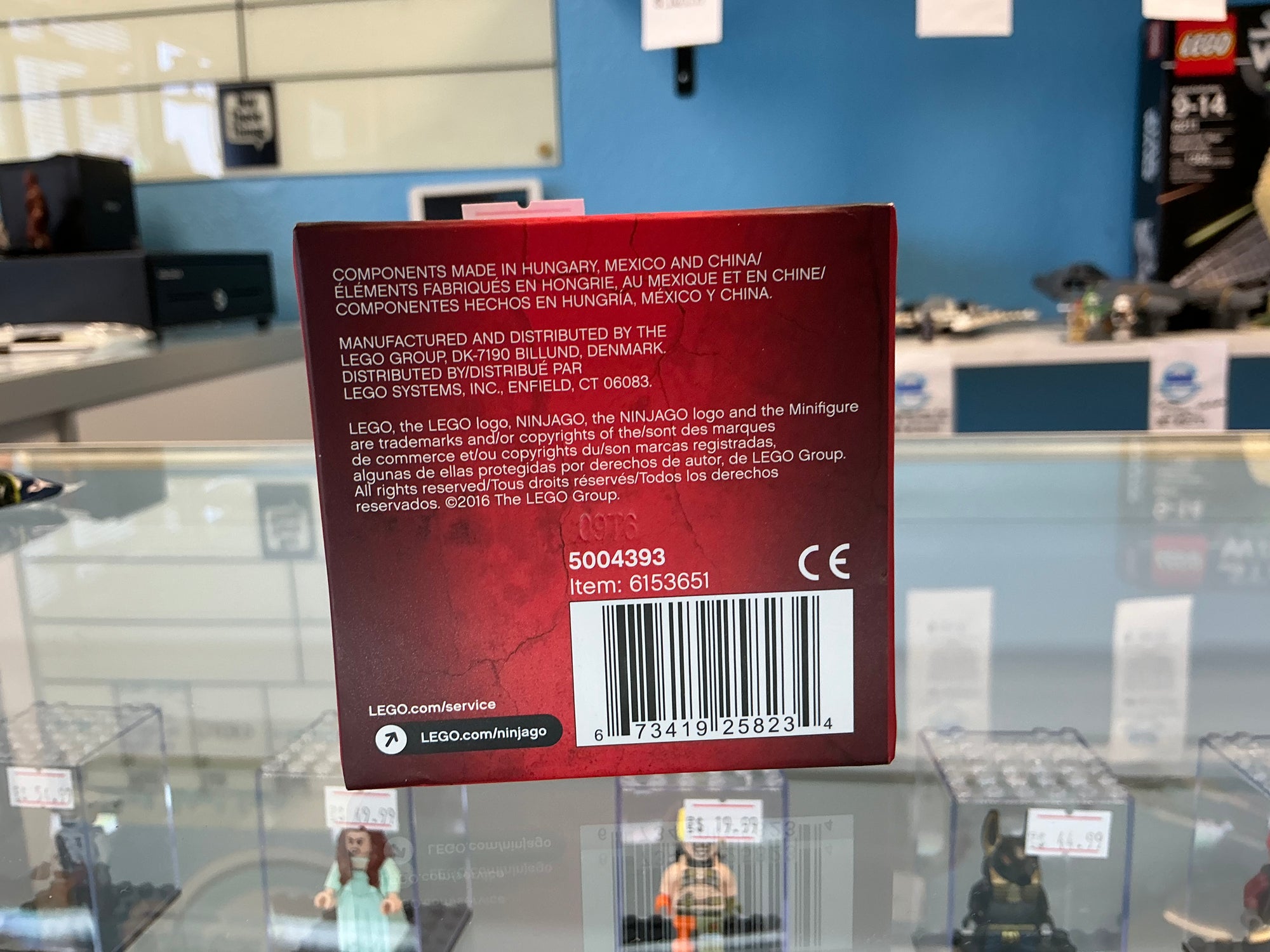 5004393 Cole Minifigure - Sealed