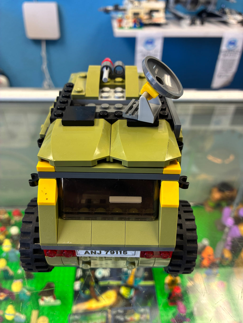 79115 Teenage Mutant Ninja Turtles Turtle Van Takedown *BUILD ONLY 97% COMPLETE* - Used