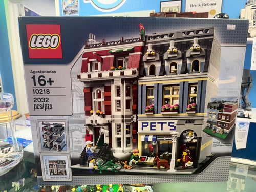 10218 Pet Shop Modular Sealed