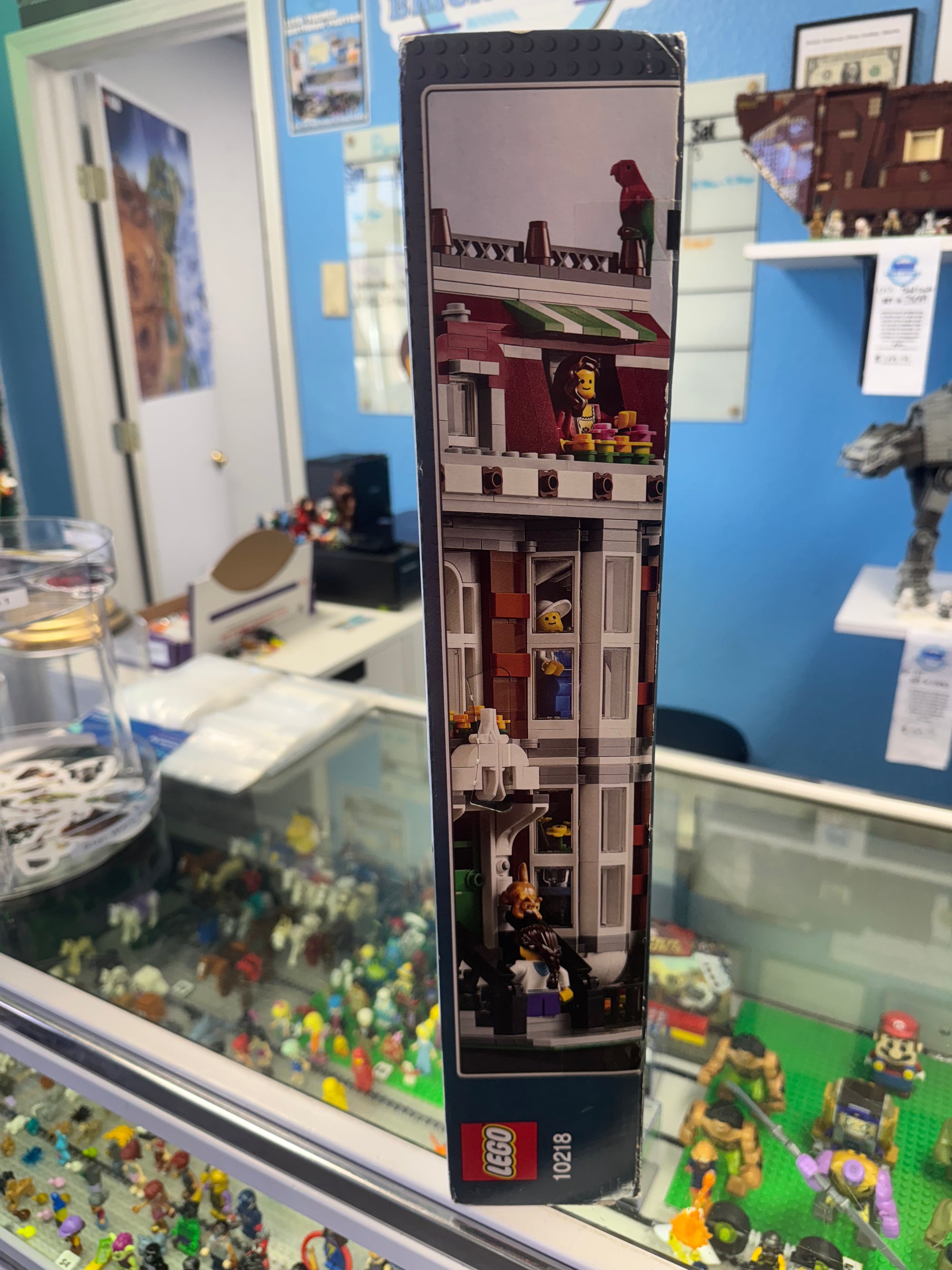 10218 Pet Shop Modular Sealed