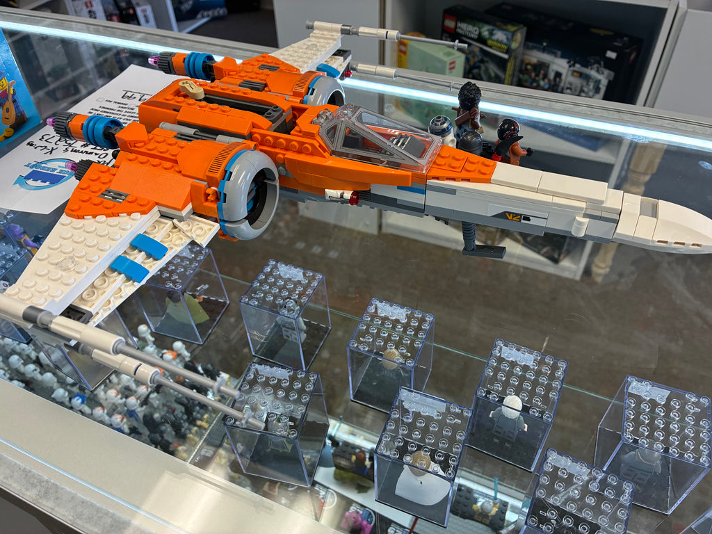 75273 Poe Dameron’s X-Wing - Used
