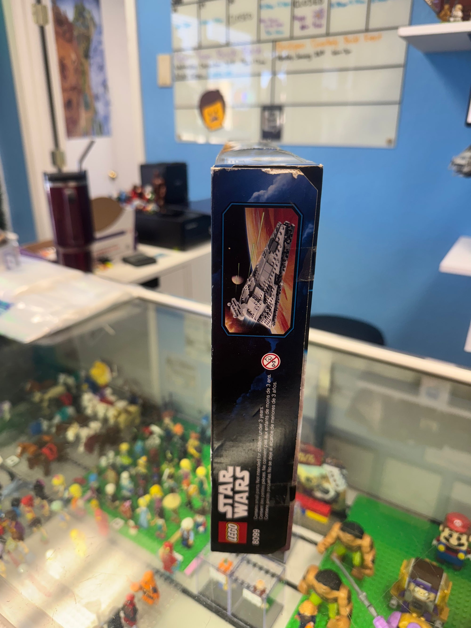 8099 MIDI-Scale Imperial Star Destroyer Sealed