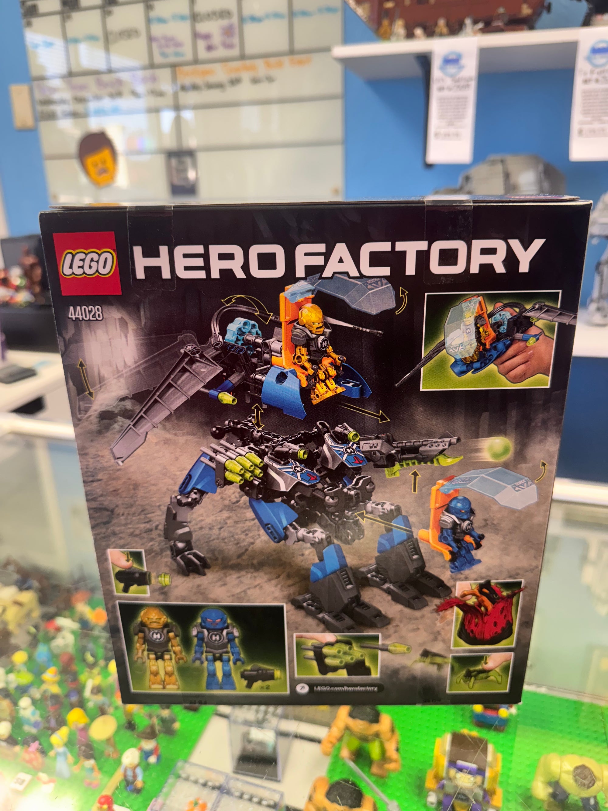 44028 Hero Factory Surge & Rocka Combat Machine