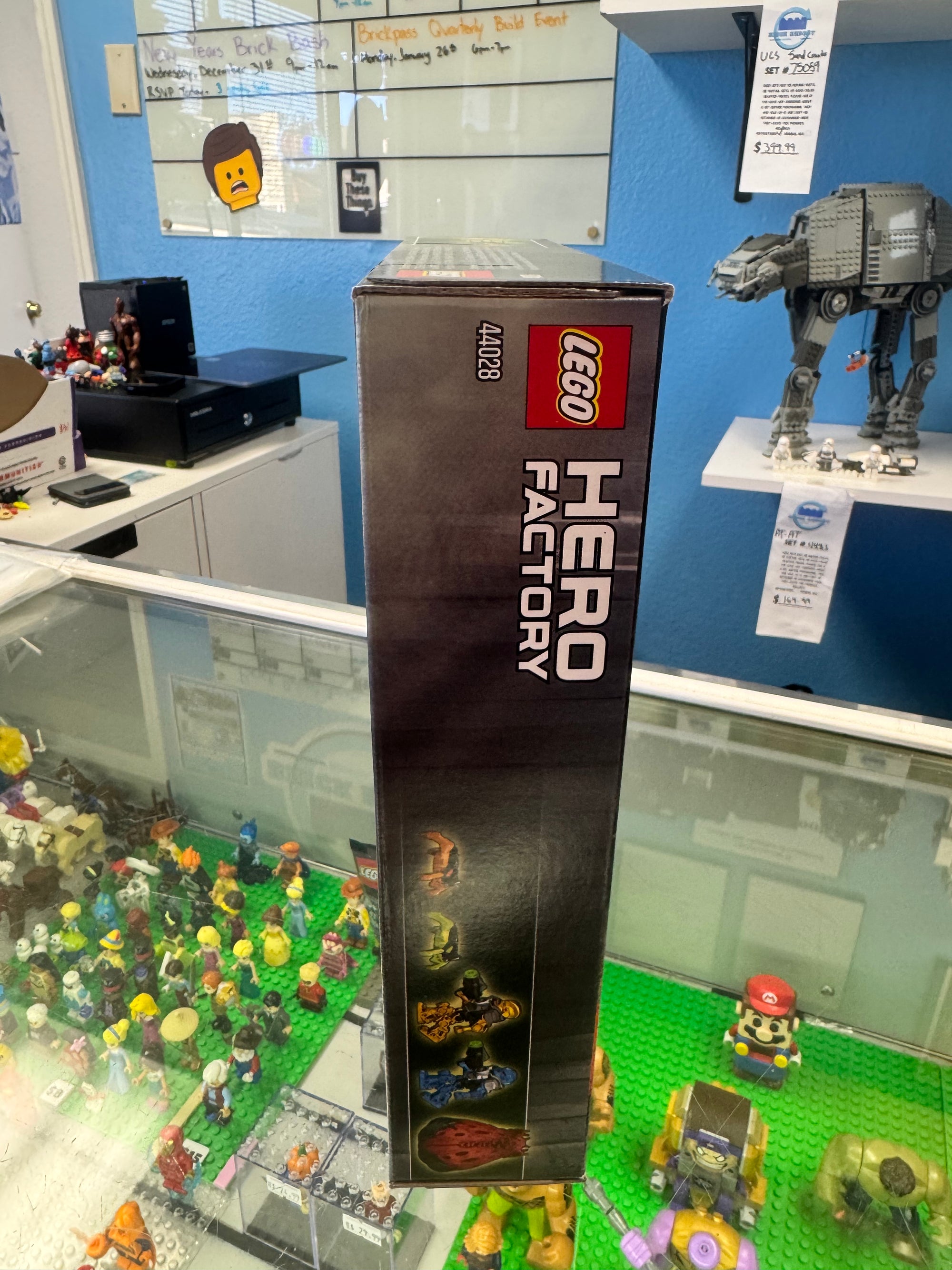 44028 Hero Factory Surge & Rocka Combat Machine