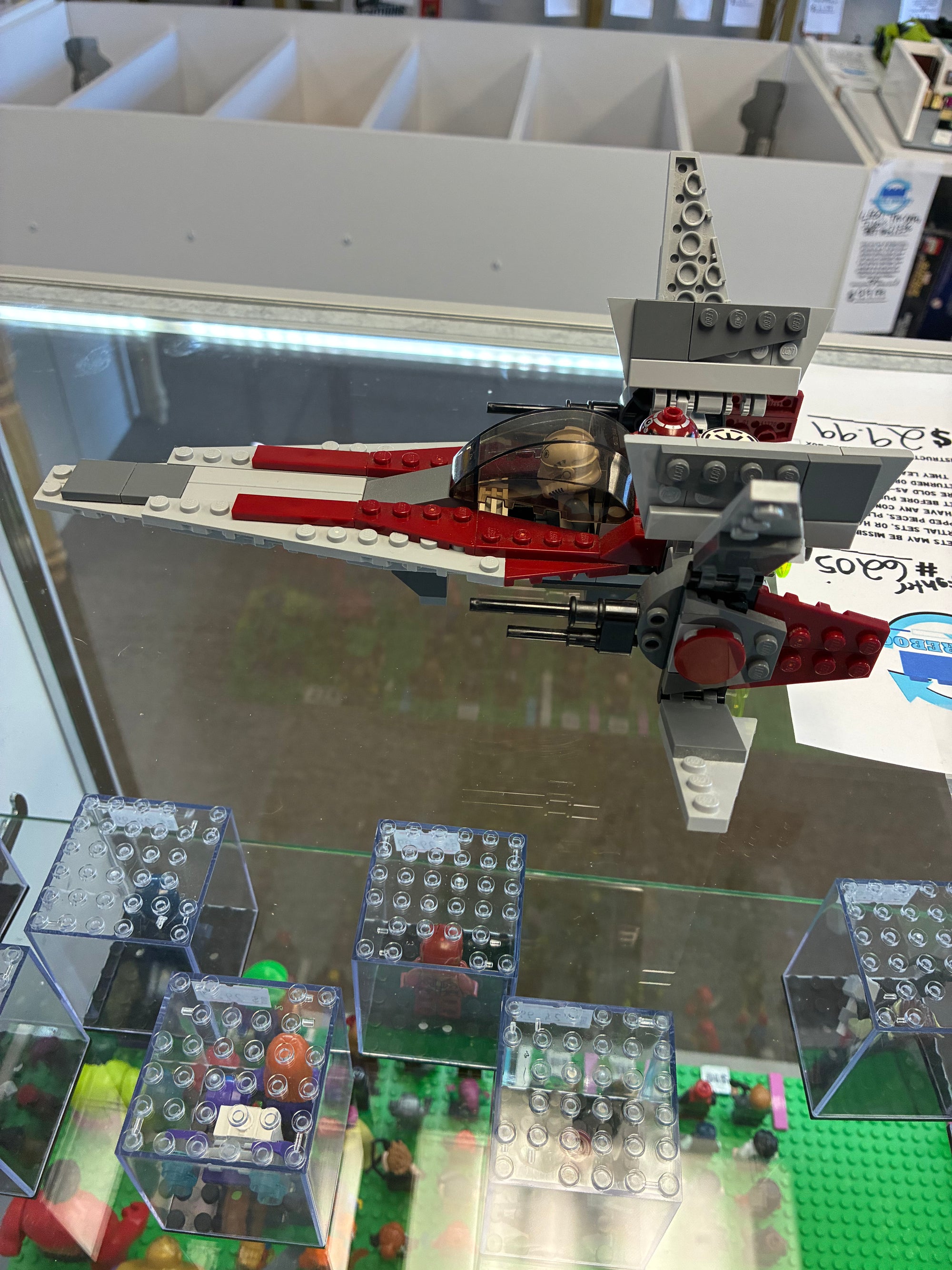 6205 V-Wing Fighter - Used