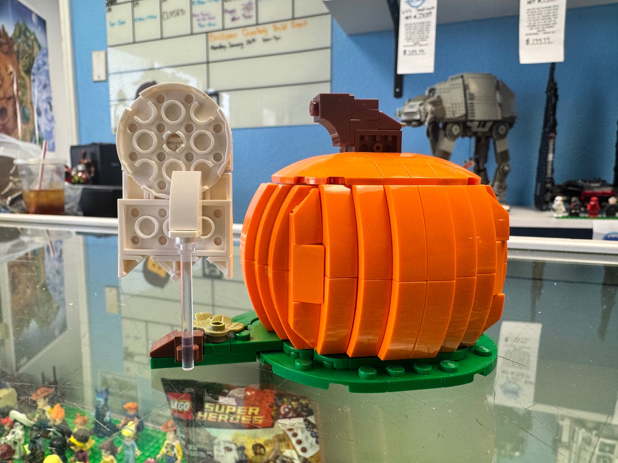 40697 Light Up Pumpkin GWP