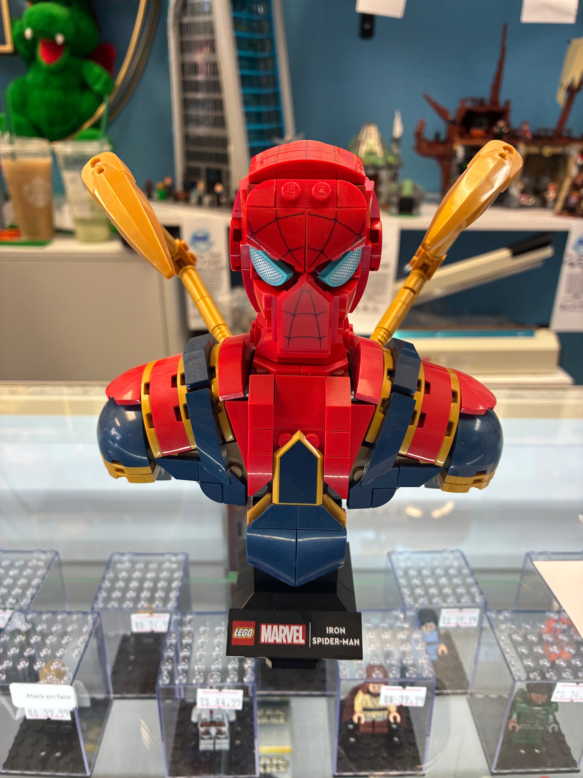 76326 Marvel Iron Spider-Man Bust *NO MINIFIG* - Used