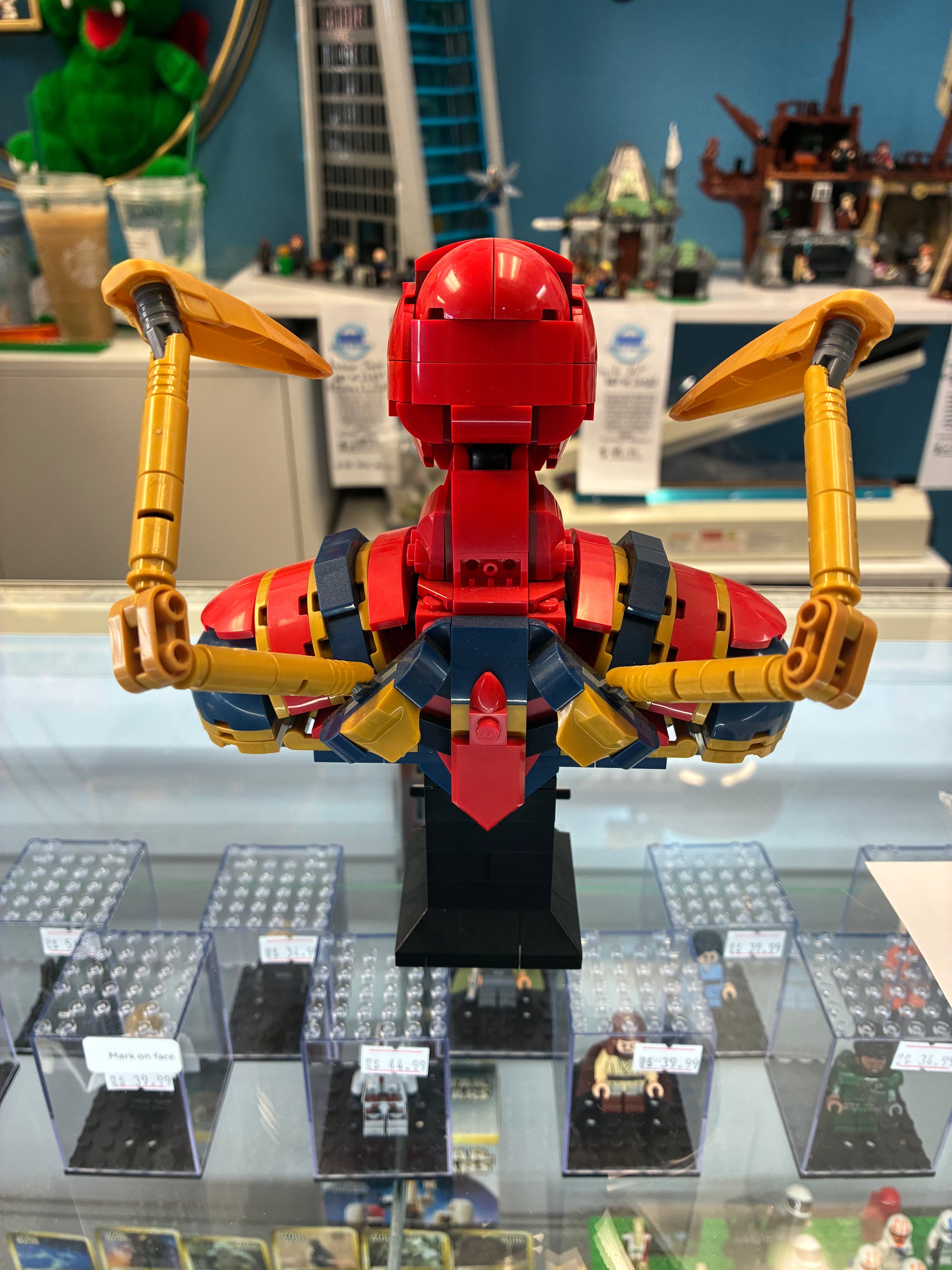 76326 Marvel Iron Spider-Man Bust *NO MINIFIG* - Used