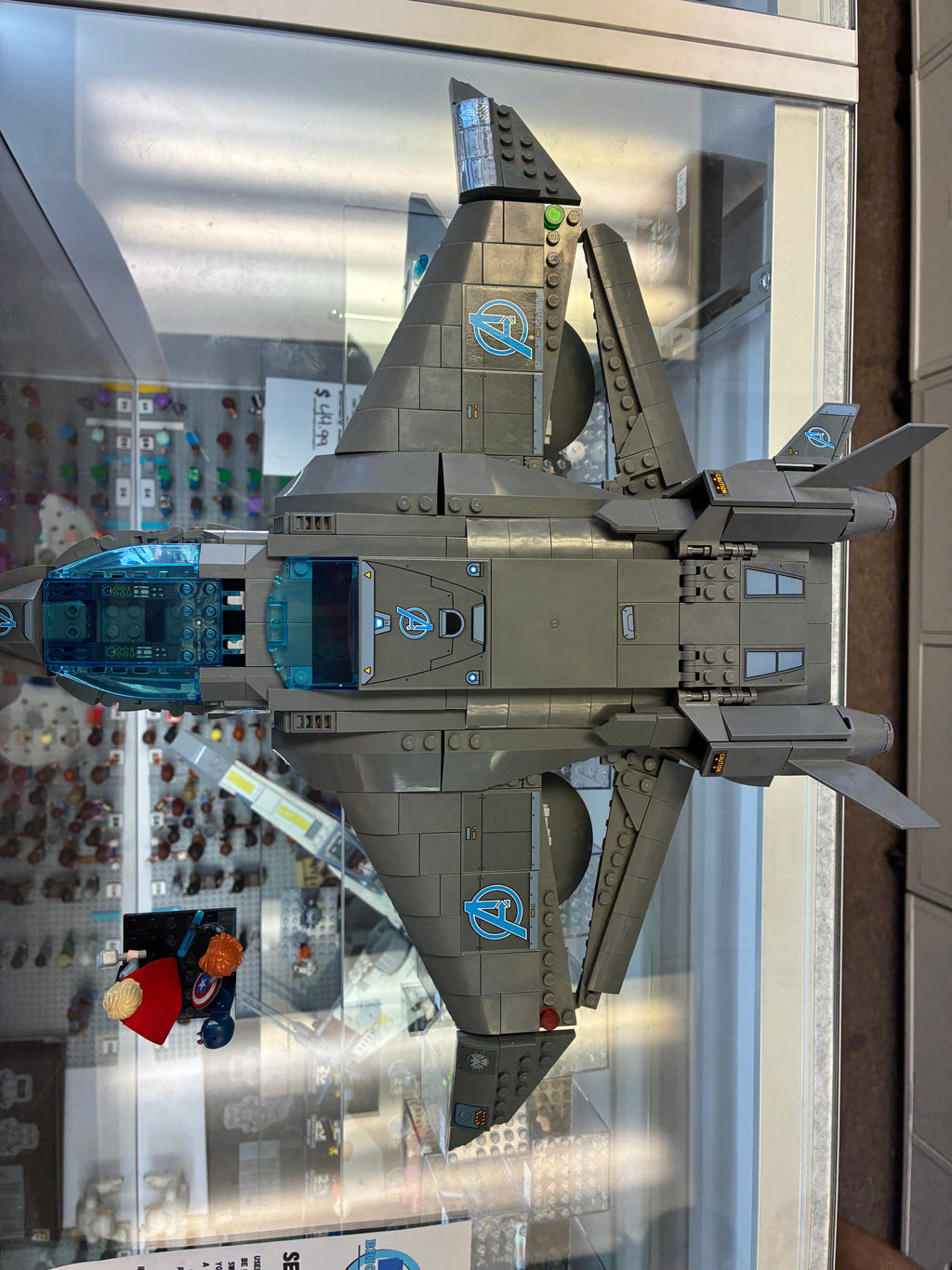 76248 Avengers Quinjet *MISSING IRON MAN & LOKI* - Used
