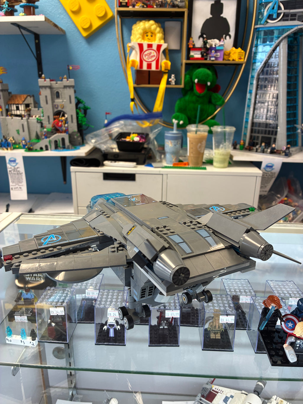 76248 Avengers Quinjet *MISSING IRON MAN & LOKI* - Used