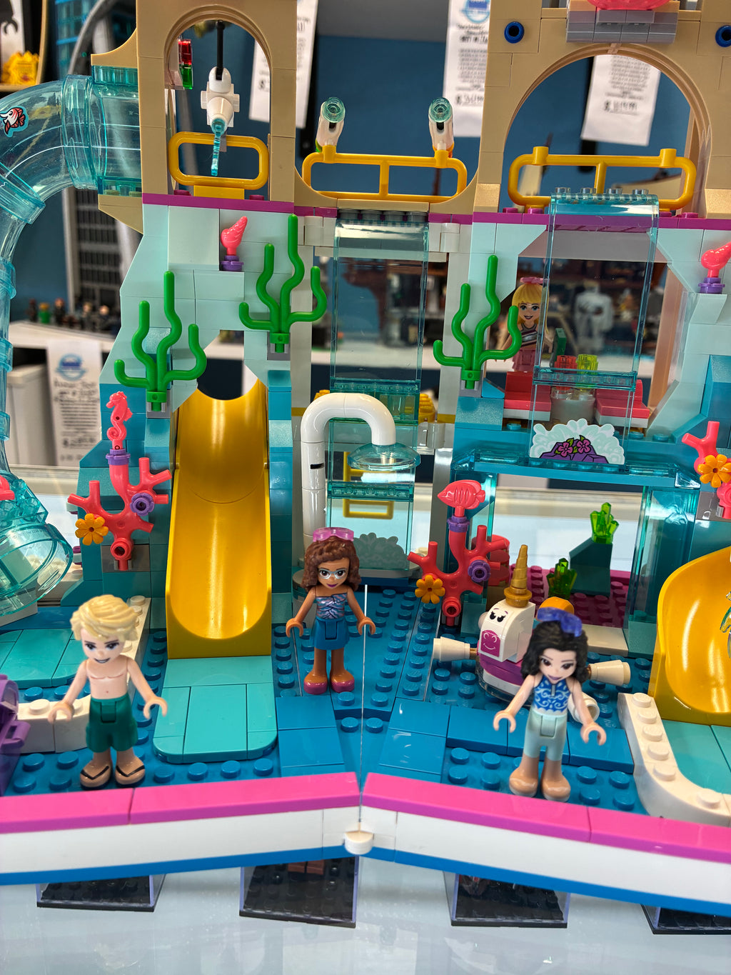 42430 Friends Summer Fun Water Park - Used