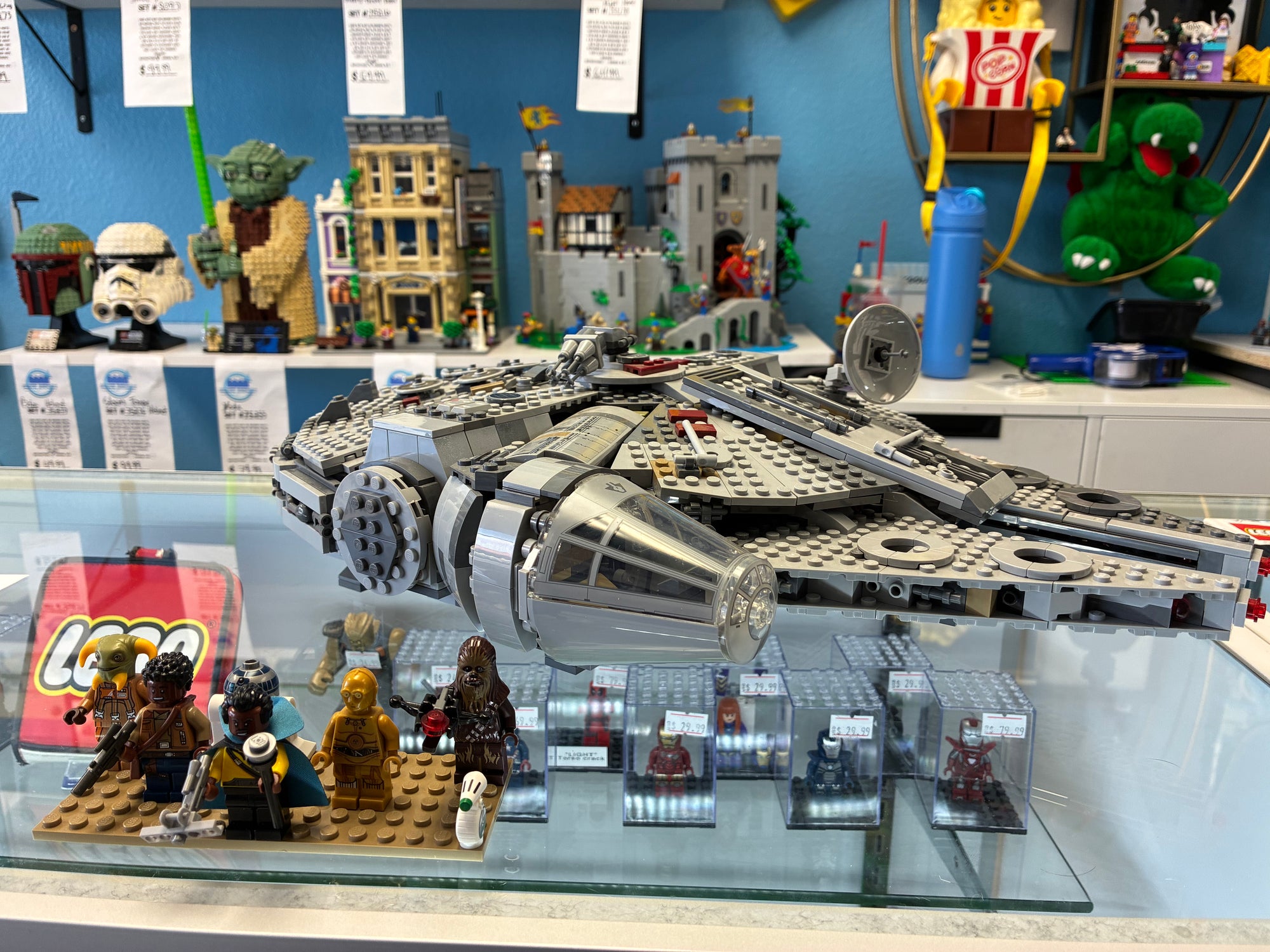 75257 Star Wars Millenium Falcon - Used