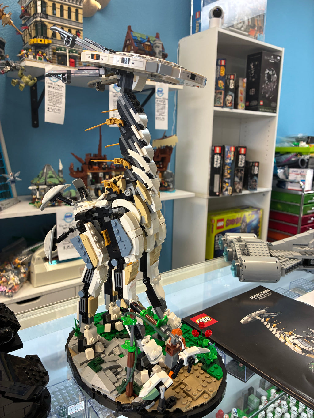 76989 Horizon Forbidden West Tall Neck -Used