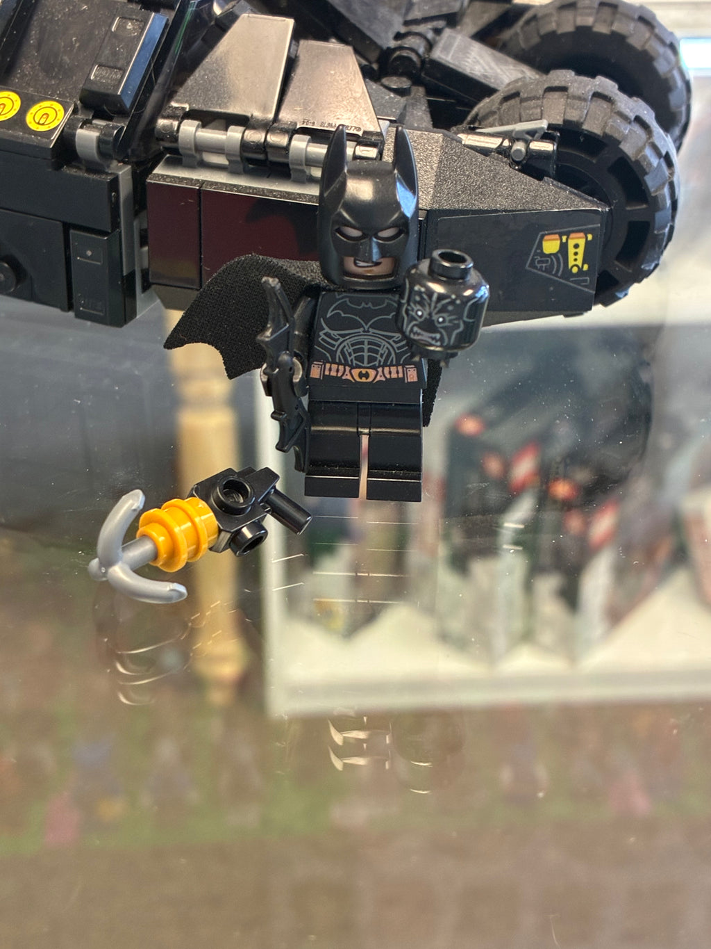 76239 Batmobile Tumbler: Scarecrow Showdown *MISSING 1 FIG* - Used