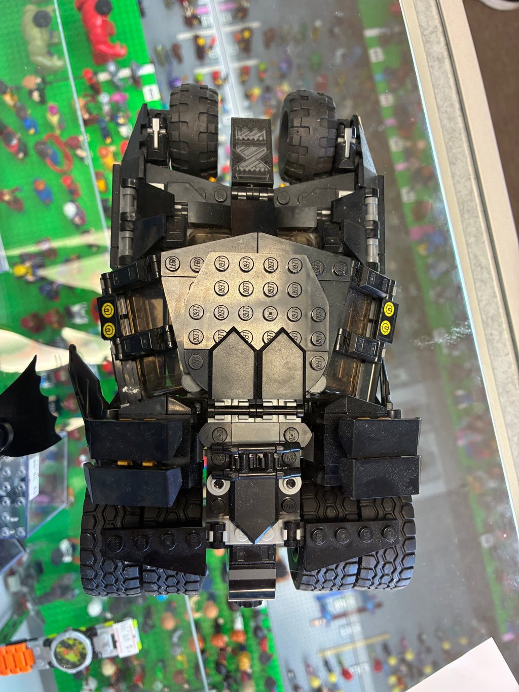 76239 Batmobile Tumbler: Scarecrow Showdown *MISSING 1 FIG* - Used