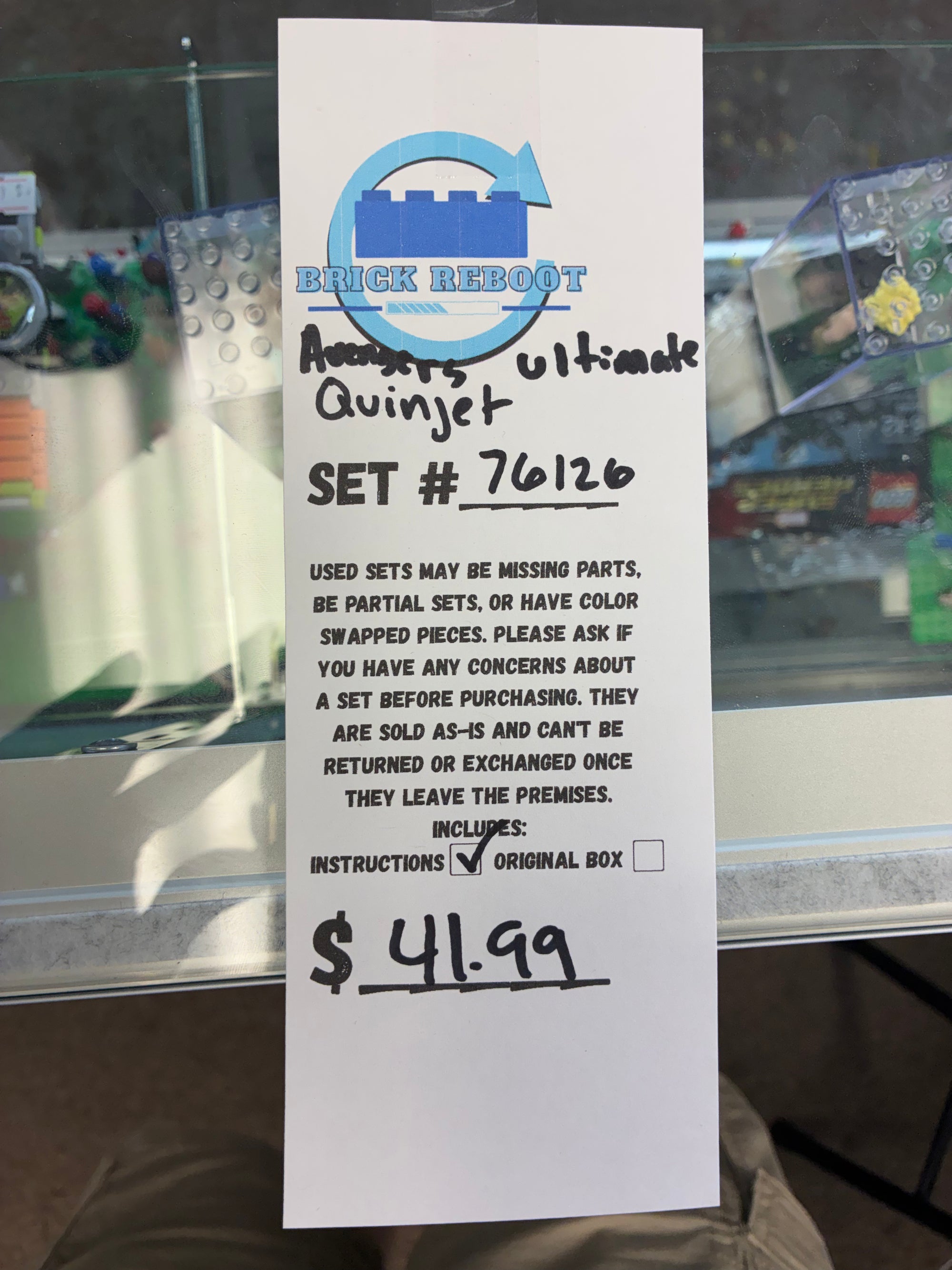 76126 Avengers Ultimate Quinjet - Used
