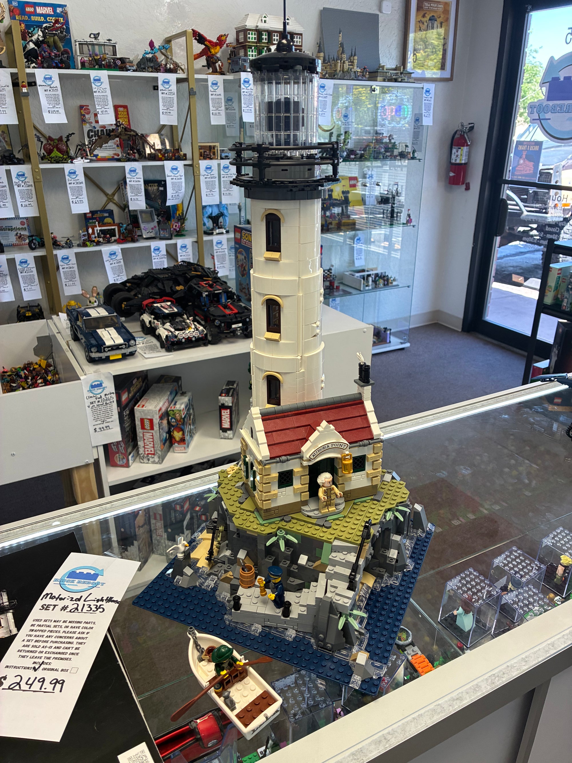 21335 Motorized Lighthouse - Used