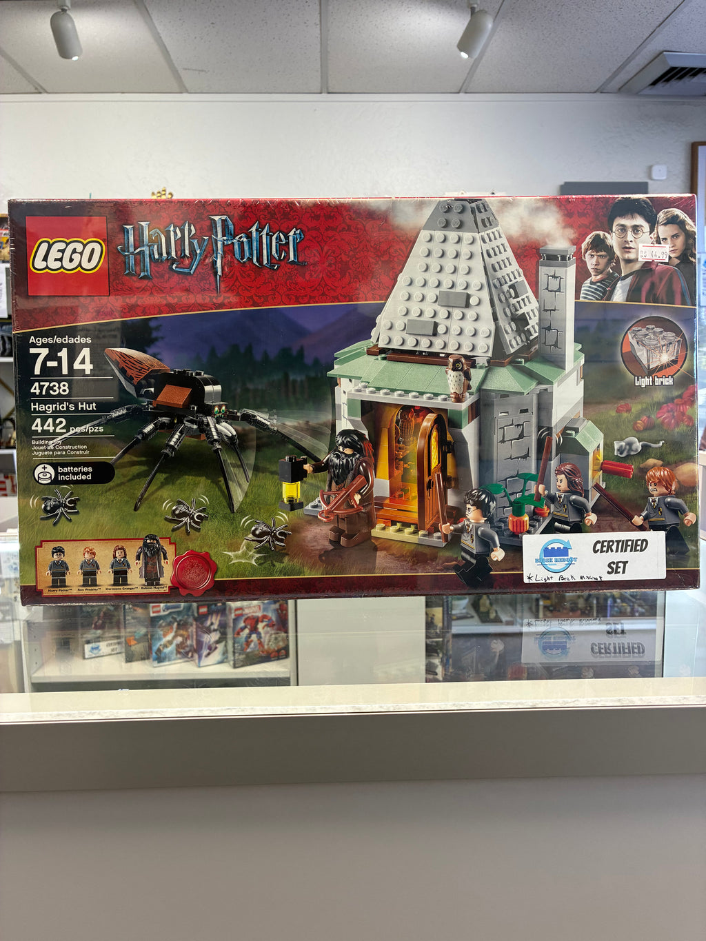 4738 Hagrid’s Hut *Light Brick Missing * -Certified