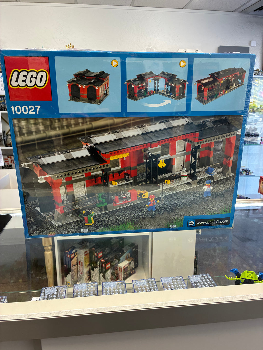 10027 Train Engine Shed - Certified
