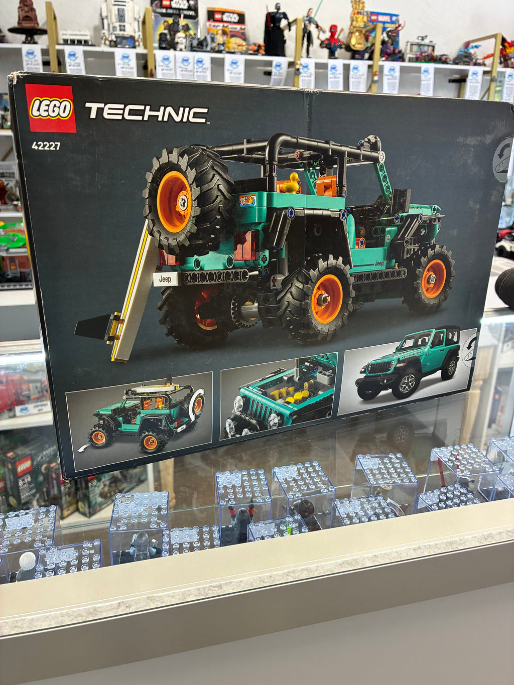 42227 Jeep Wrangler Rubicon - Sealed