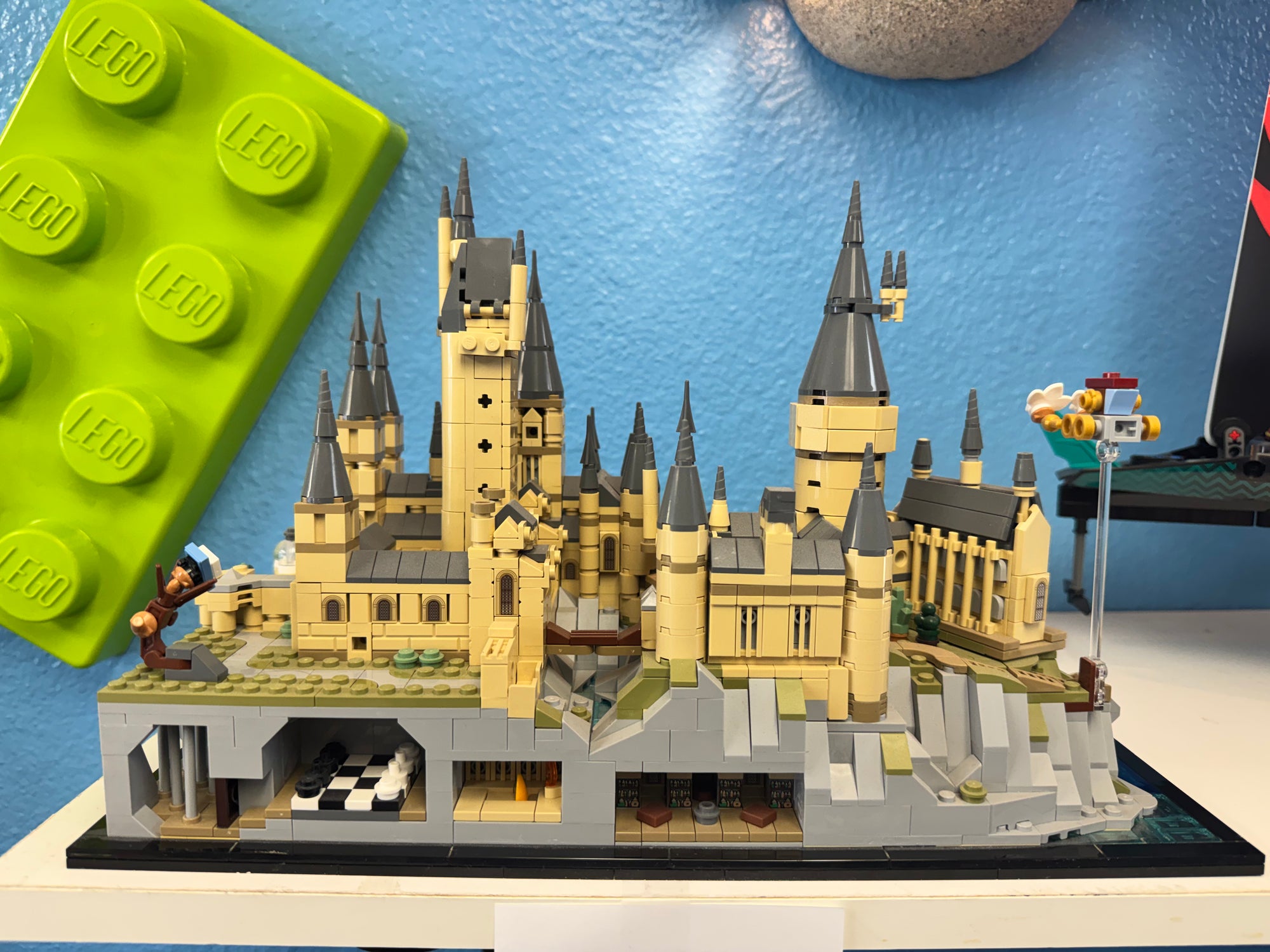 76419 Hogwarts Castle & Grounds Harry Potter - Used