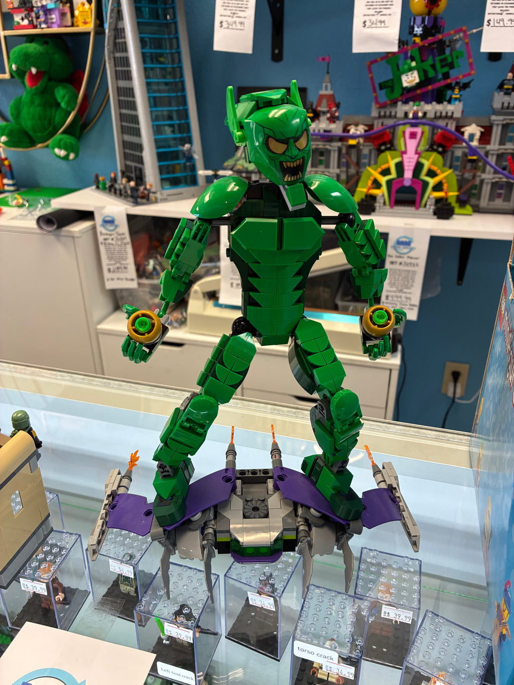 76284 Green Goblin Construction Figure - Used
