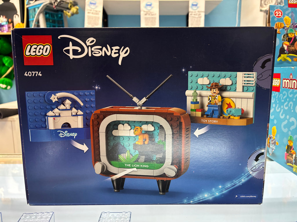 40774 Disney Classic Animation Scenes GWP - Sealed
