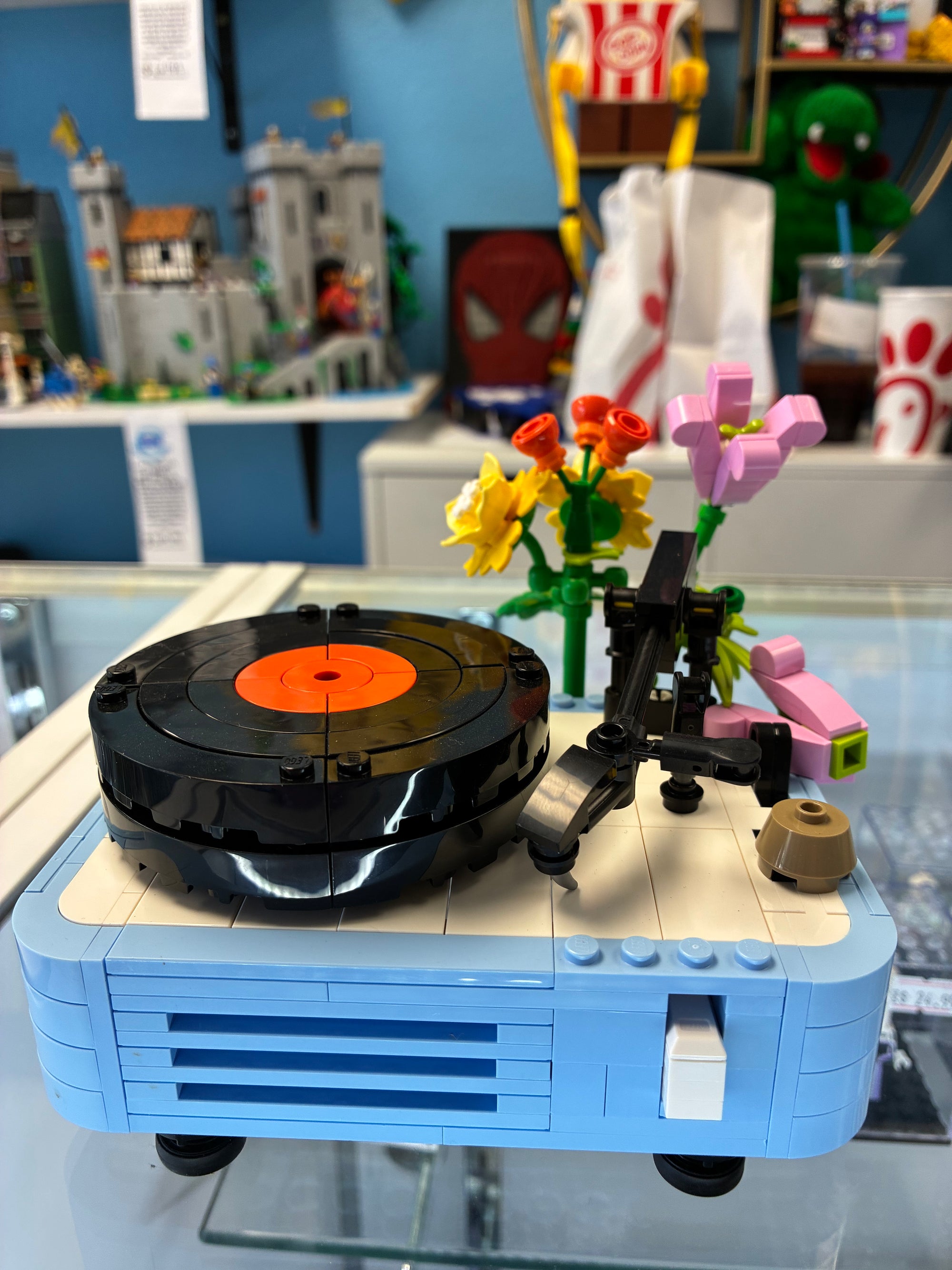 31172 Creator 3-in-1 Record Player with Flowers - Used