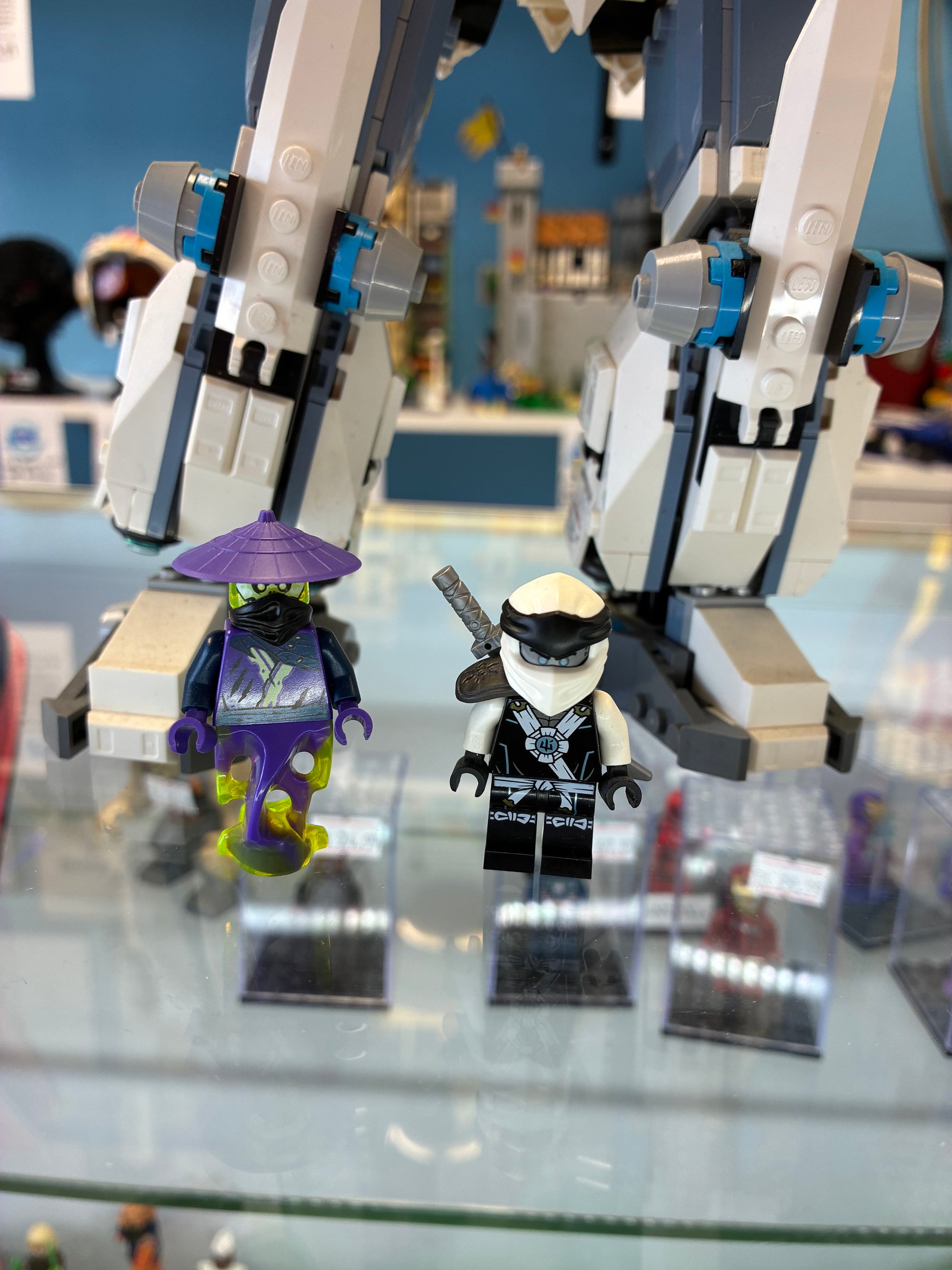 71738 Ninjago Zane’s Titan Mech Battle *MISSING 2 FIGS* - Used