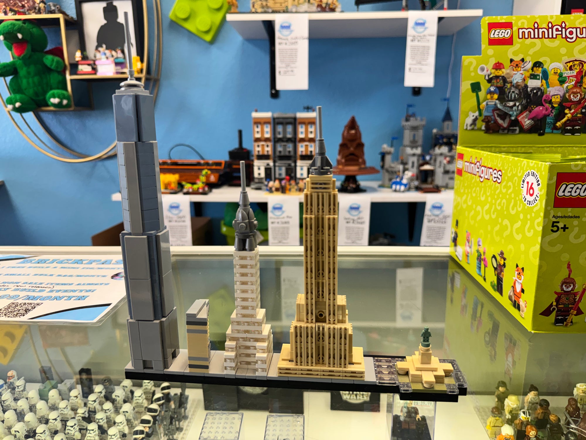 21028 Architecture New York City - Used