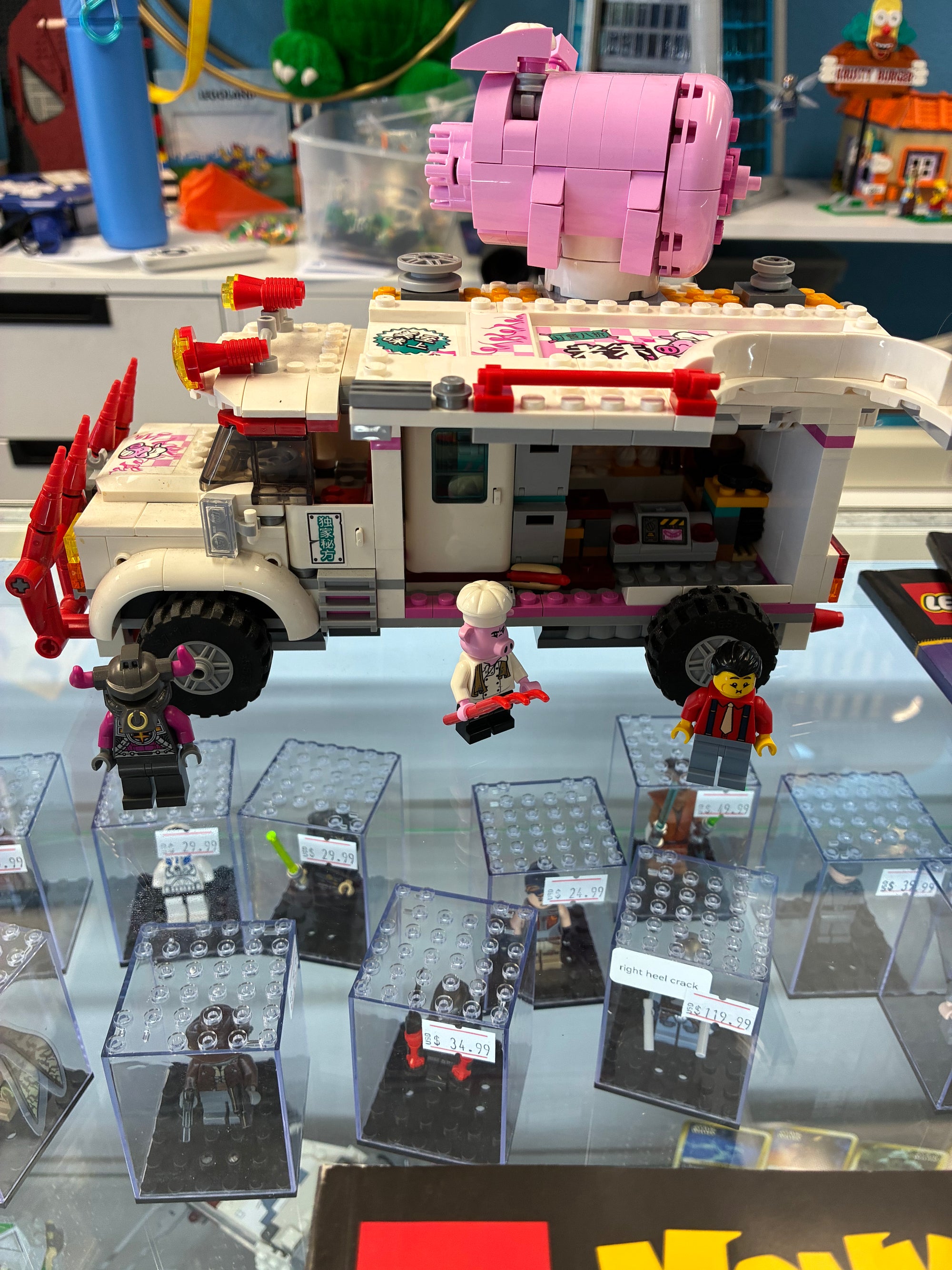 80009 Pigsy’s Food Truck *MISSING 2 FIGS* - Used
