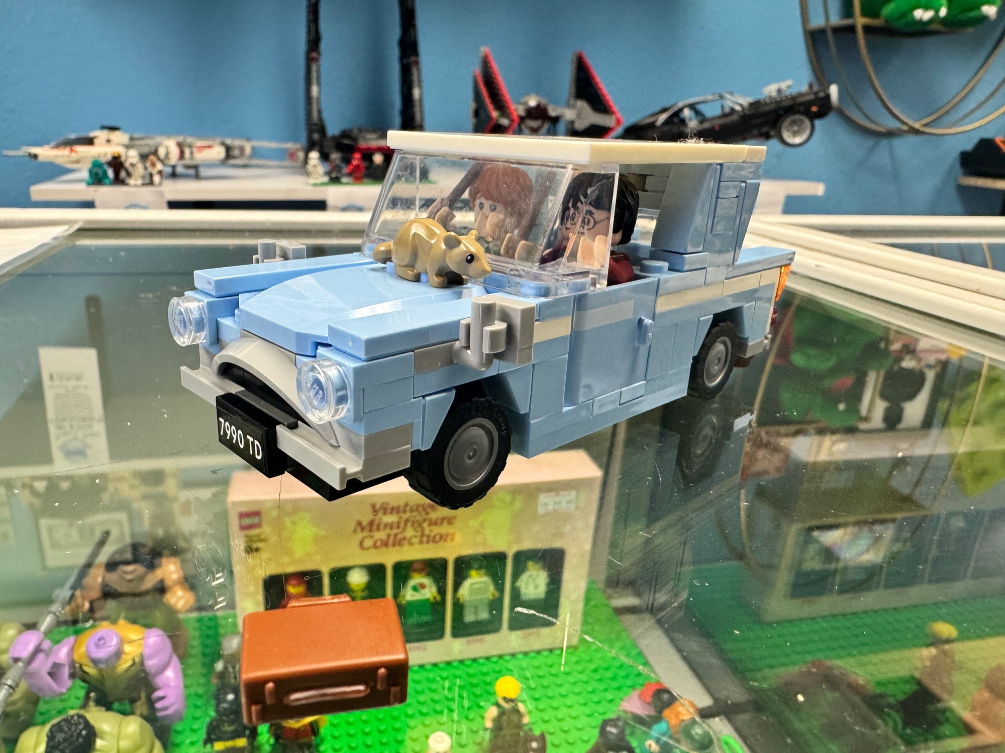 76424 Harry Potter Ford Anglia - Used