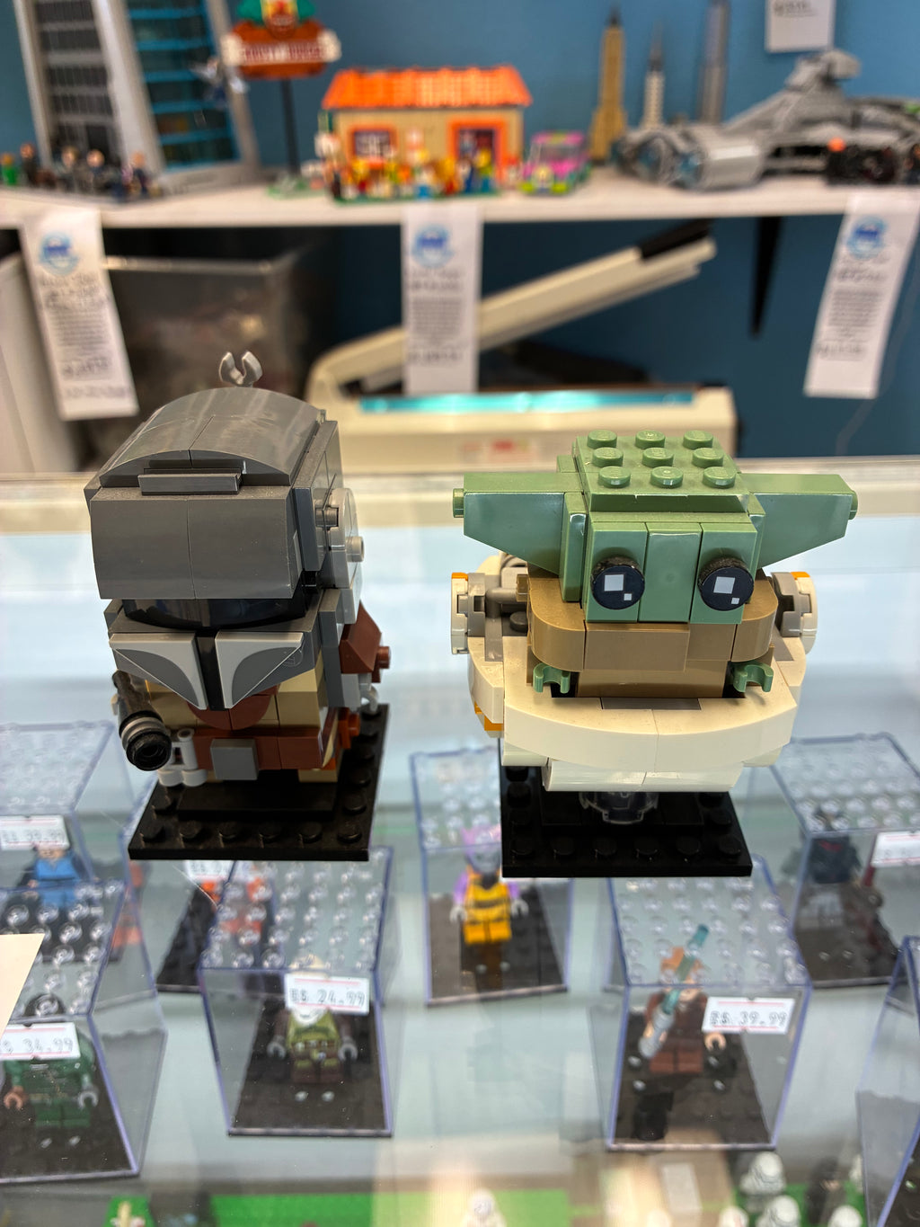 75317 Star Wars Brickheadz Mandalorian and The Child - Used