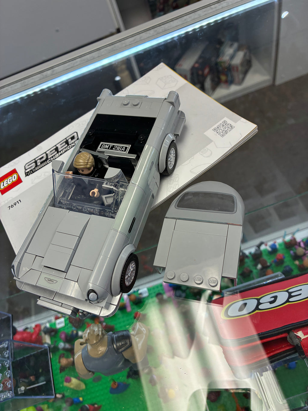 76911-James Bond 007 Aston Martin