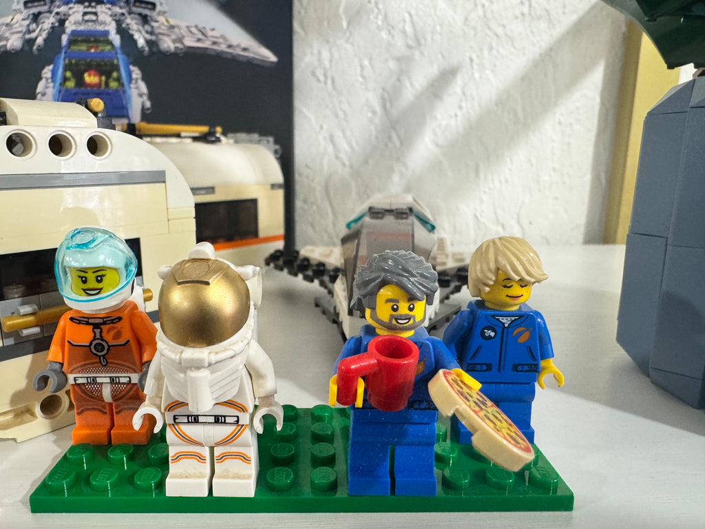 60227 Lunar Space Station - Used