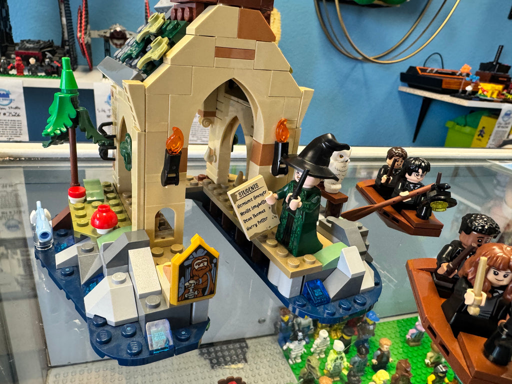 76426 Castle Boat House Harry Potter - Used